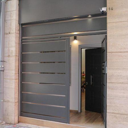 Luxury Regina 14 Apartment Bari Luaran gambar