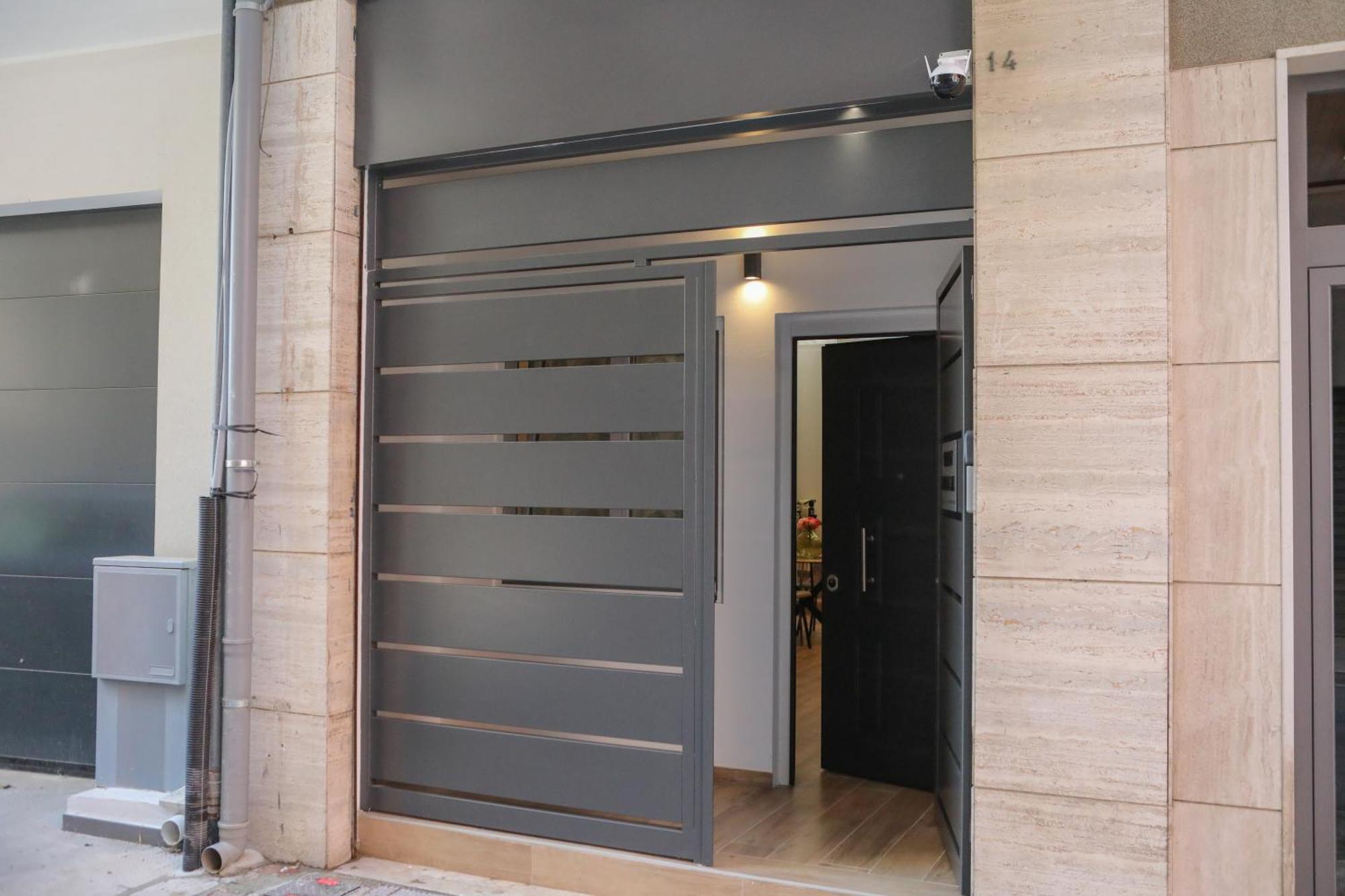 Luxury Regina 14 Apartment Bari Luaran gambar