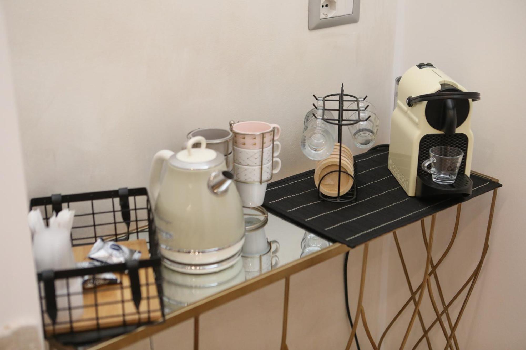 Luxury Regina 14 Apartment Bari Luaran gambar