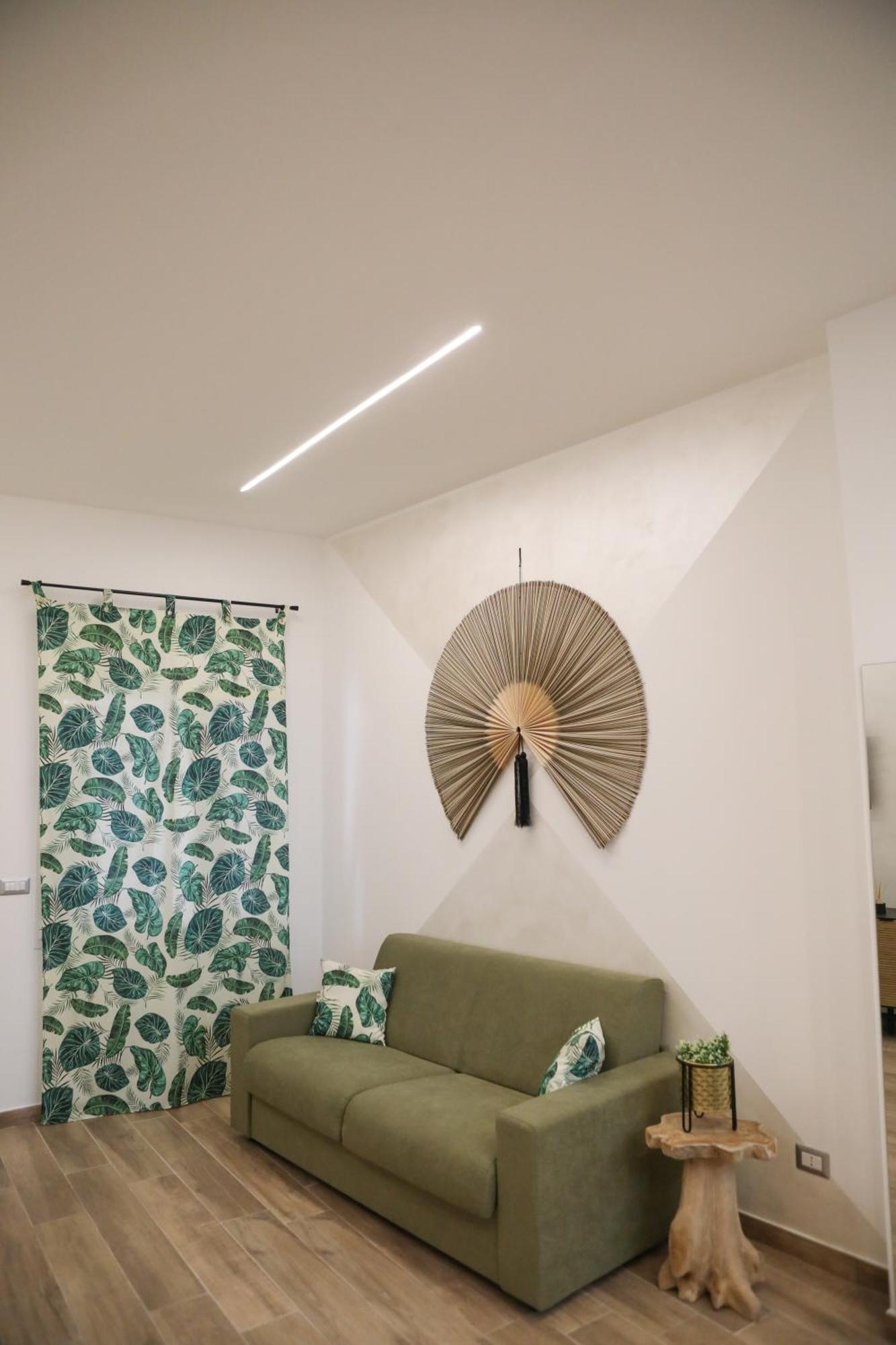 Luxury Regina 14 Apartment Bari Luaran gambar