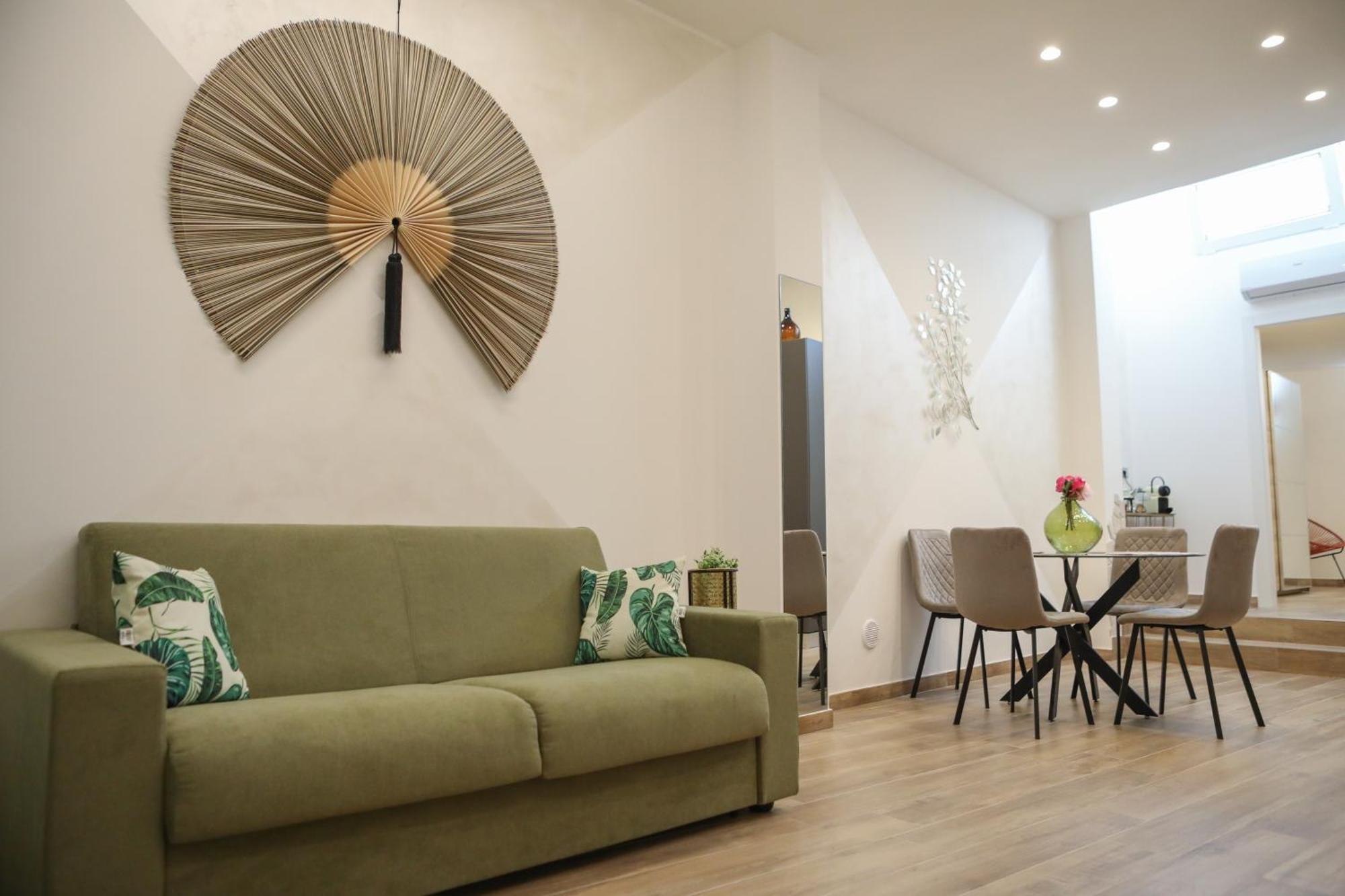Luxury Regina 14 Apartment Bari Luaran gambar