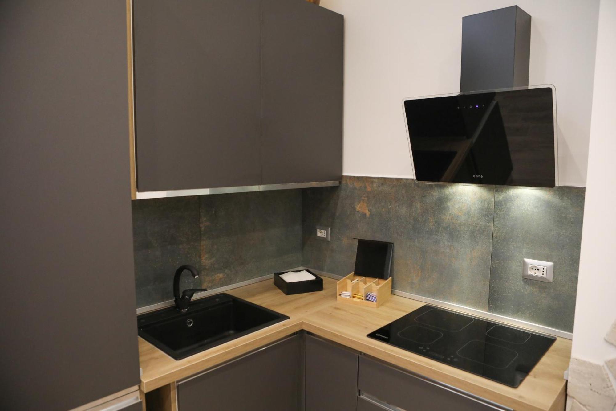 Luxury Regina 14 Apartment Bari Luaran gambar