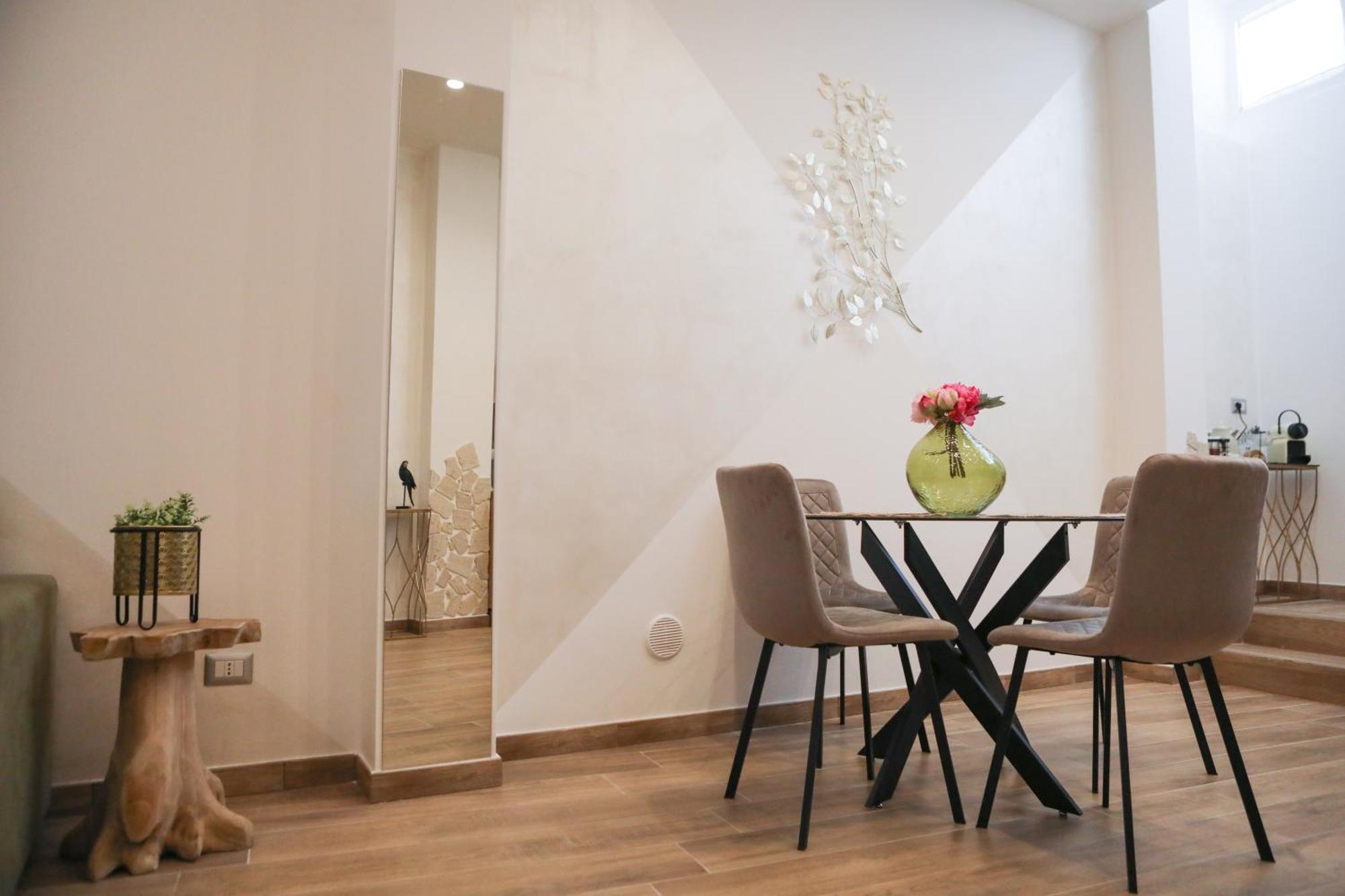 Luxury Regina 14 Apartment Bari Luaran gambar