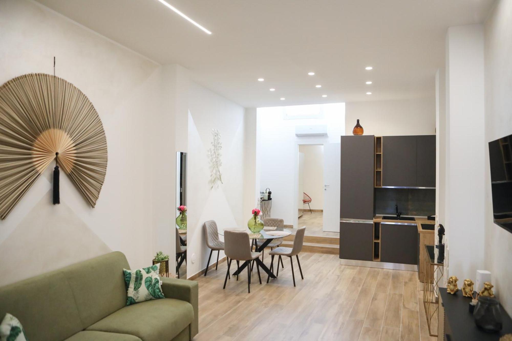 Luxury Regina 14 Apartment Bari Luaran gambar